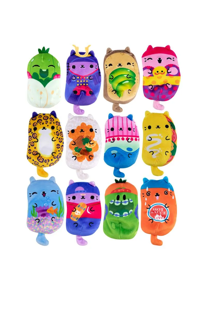 Cats Vs Pickles 4" Plush Blind Bag