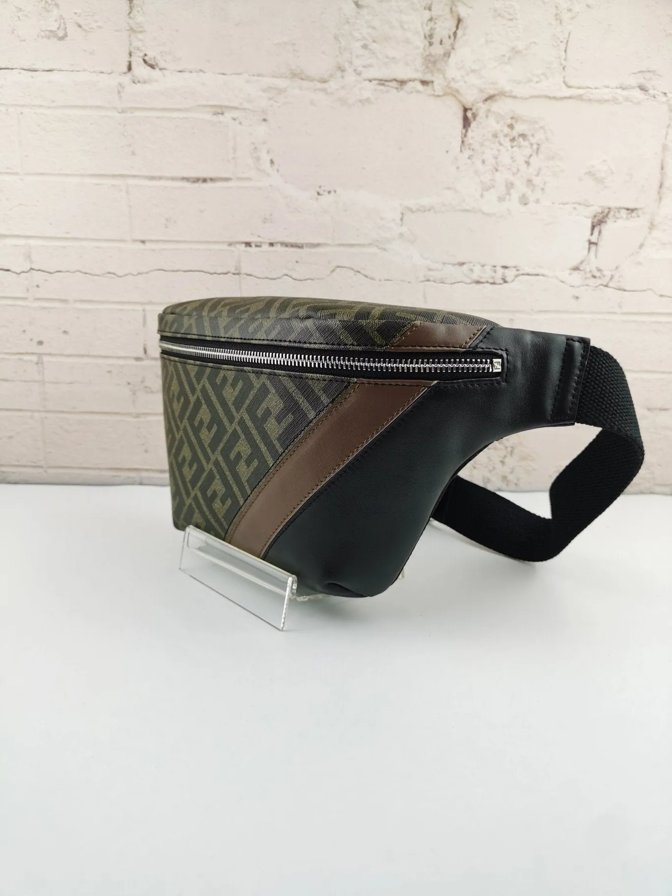 EN   Designer bags by Fendi 170