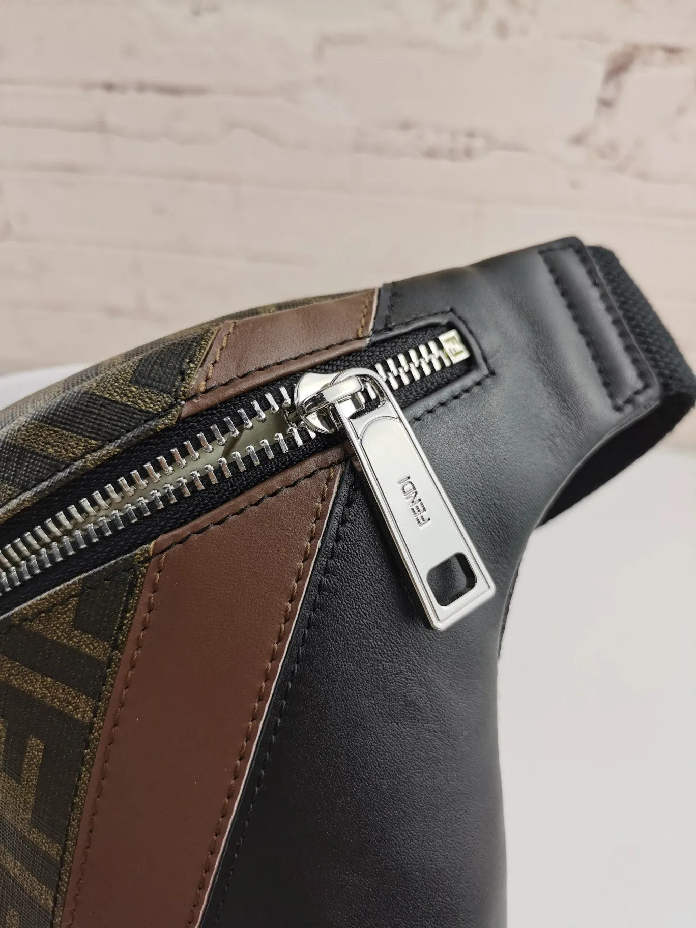 EN   Designer bags by Fendi 170