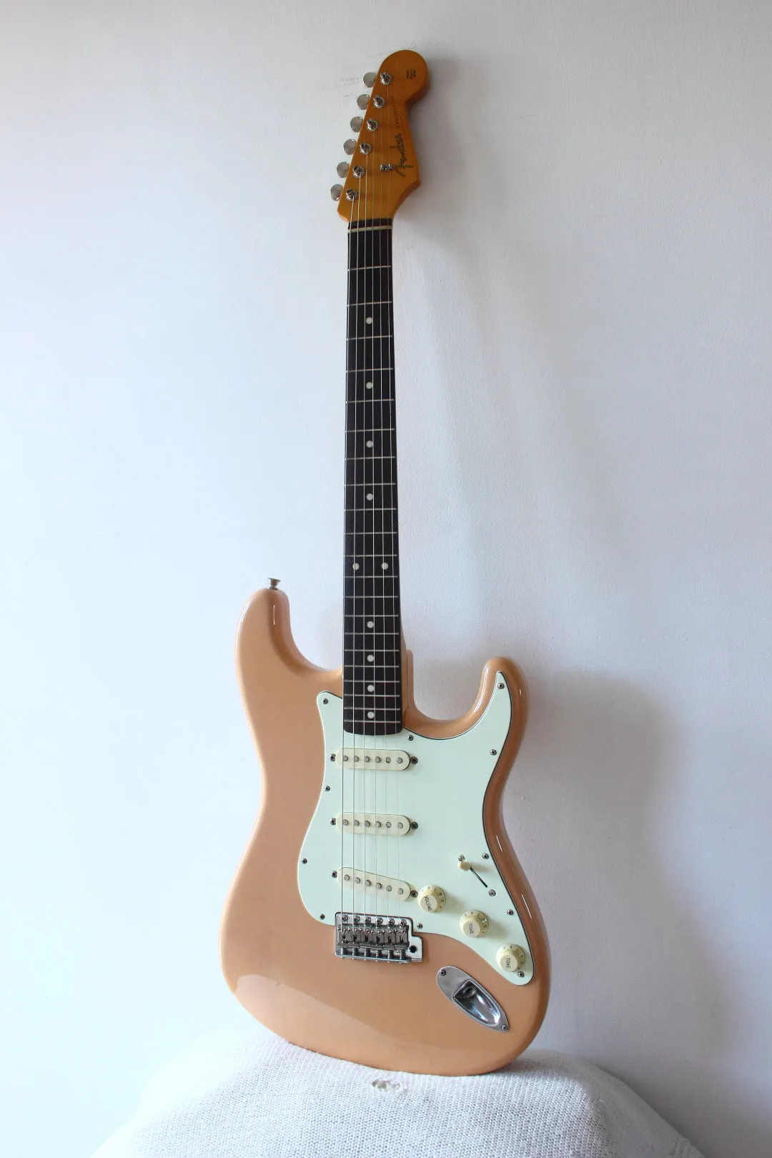 Fender '62 Reissue Stratocaster Shell Pink ST62 2007-10