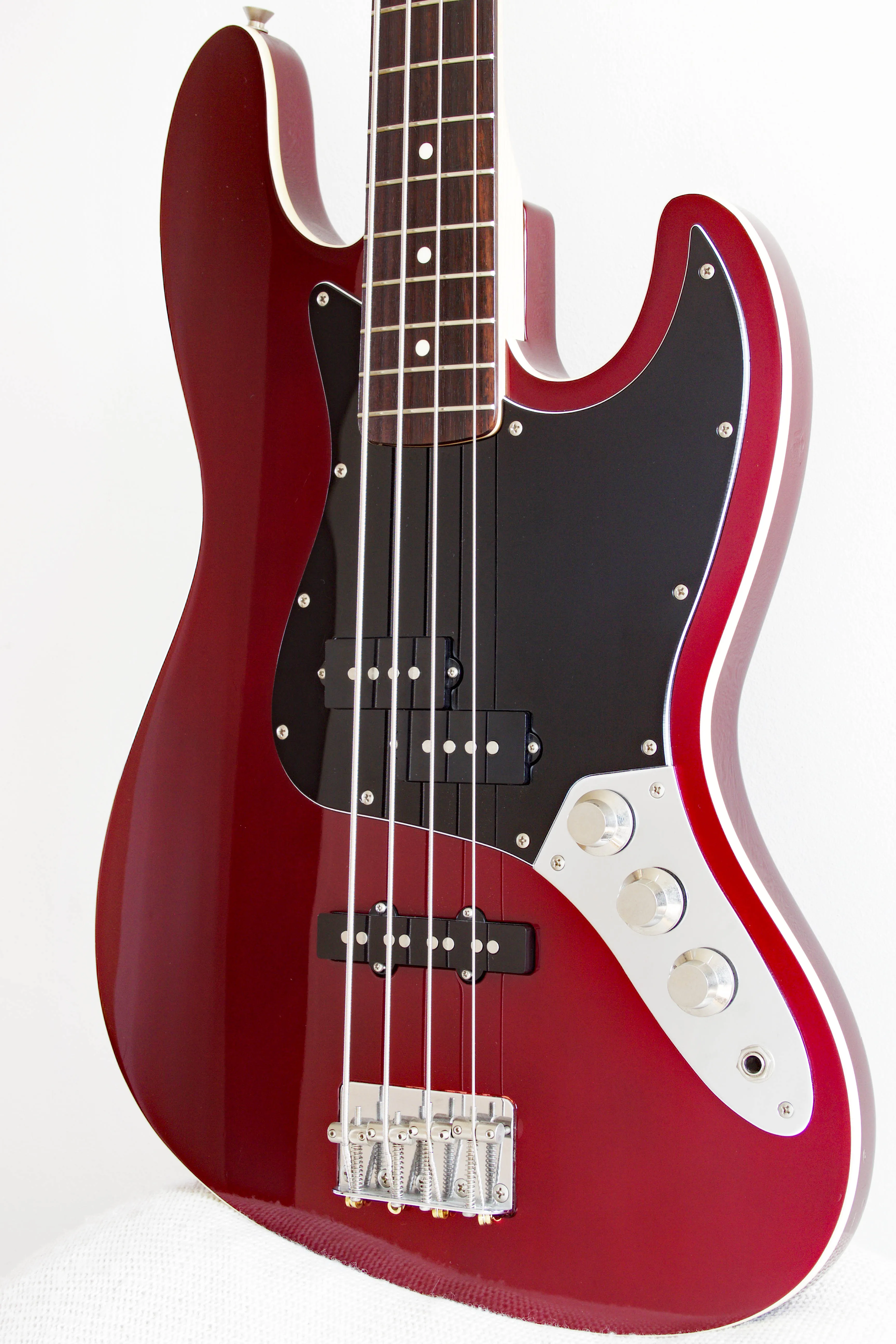 Fender Aerodyne Jazz Bass Old Candy Apple Red 2006-08