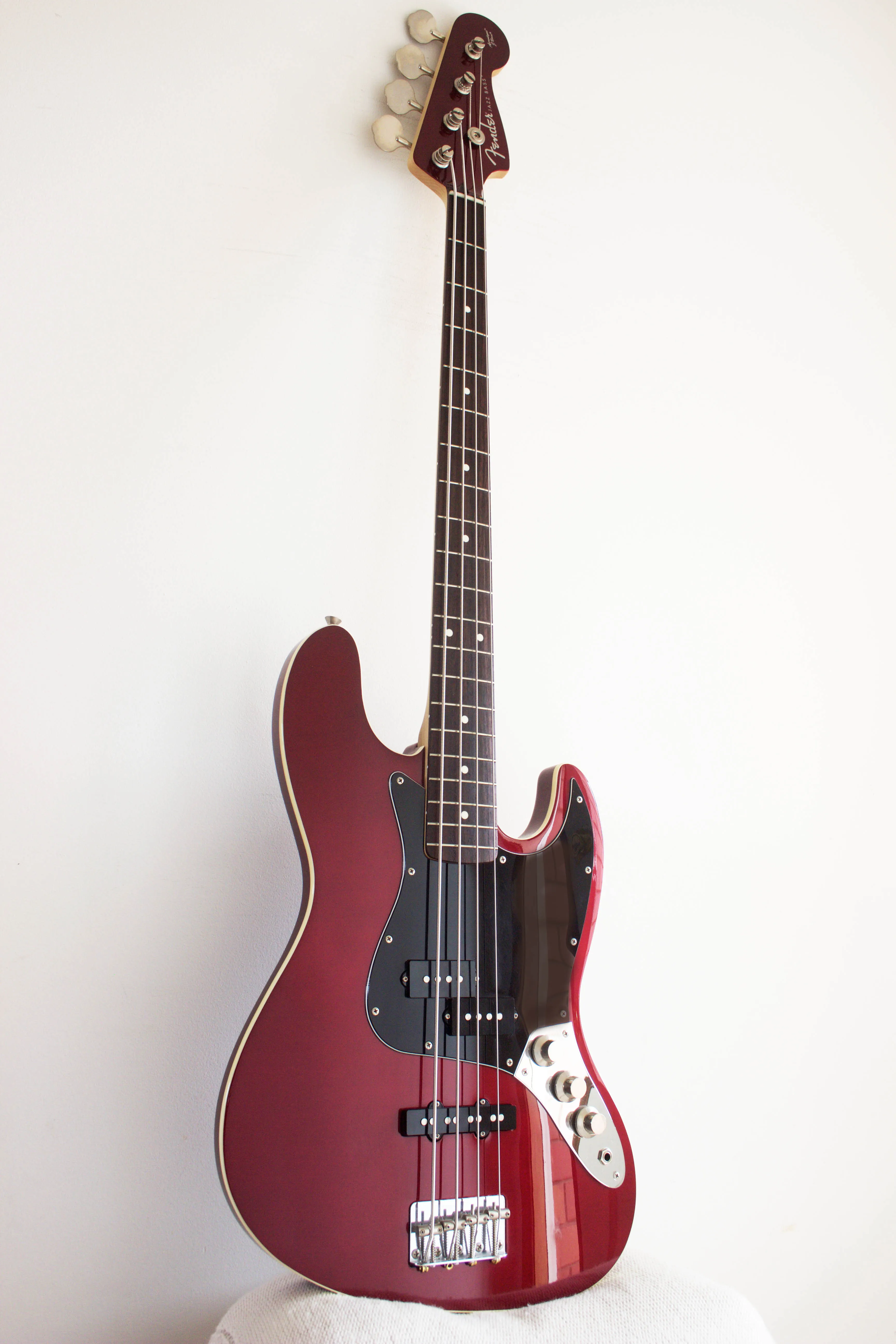 Fender Aerodyne Jazz Bass Old Candy Apple Red 2006-08