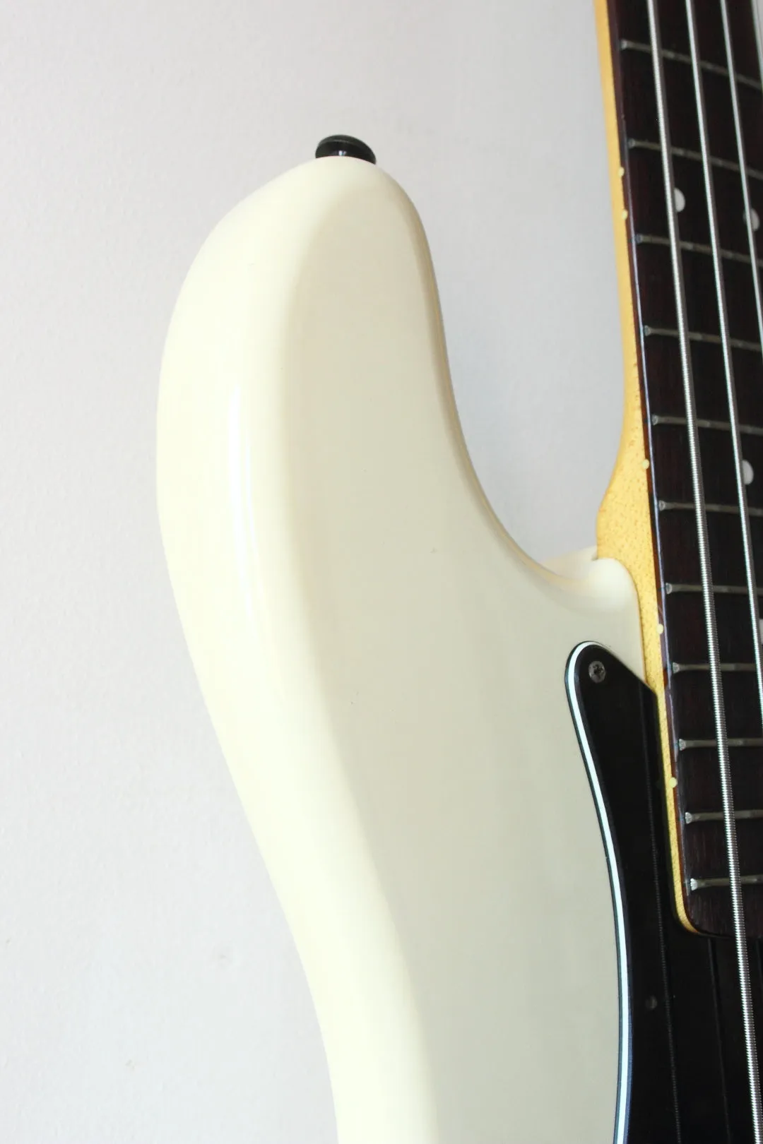Fender Japan '70 Reissue Precision Bass PB70-70US Olympic White 2002-04