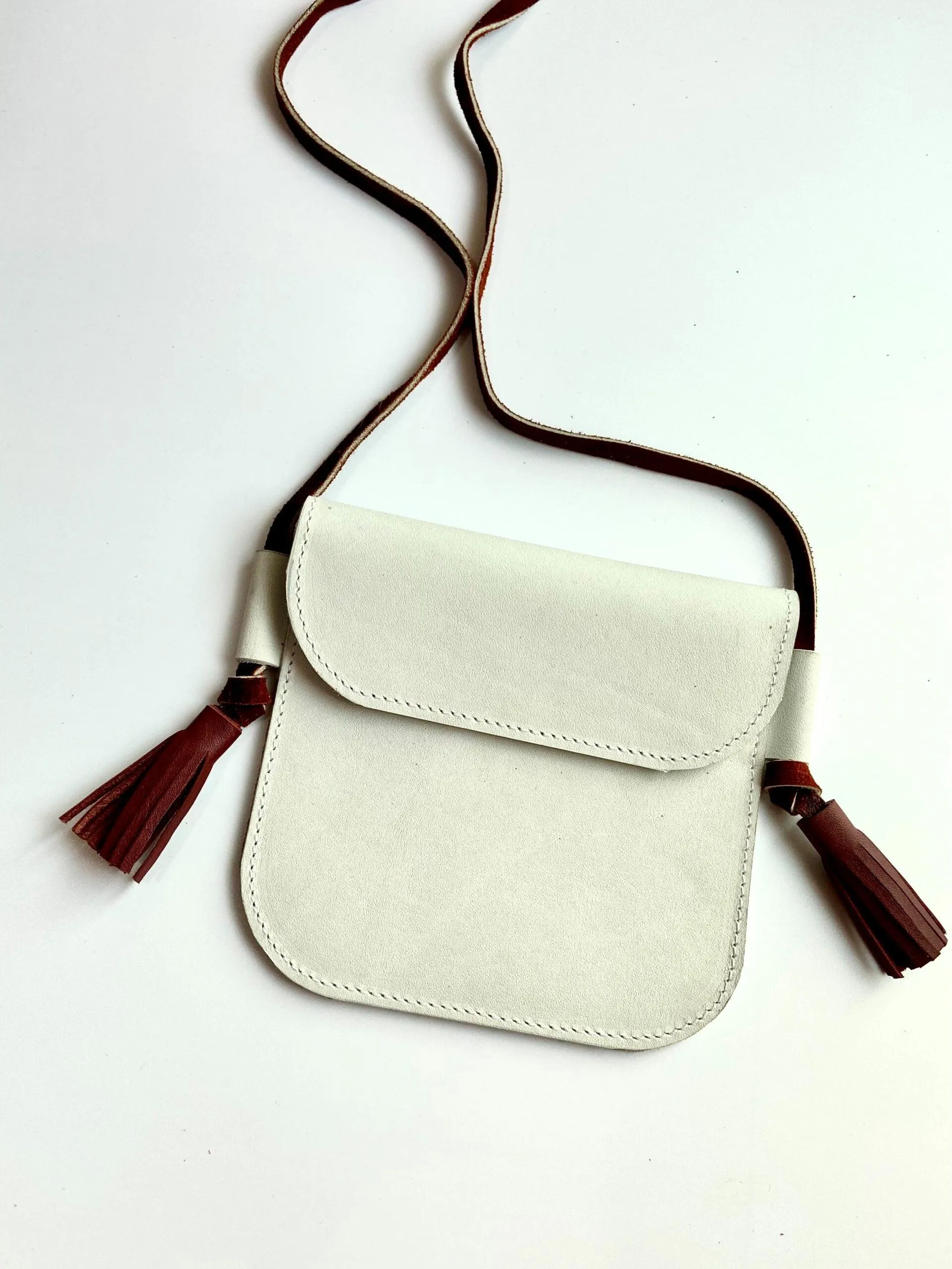 Gav   Icia Luna Genuine Leather Bag