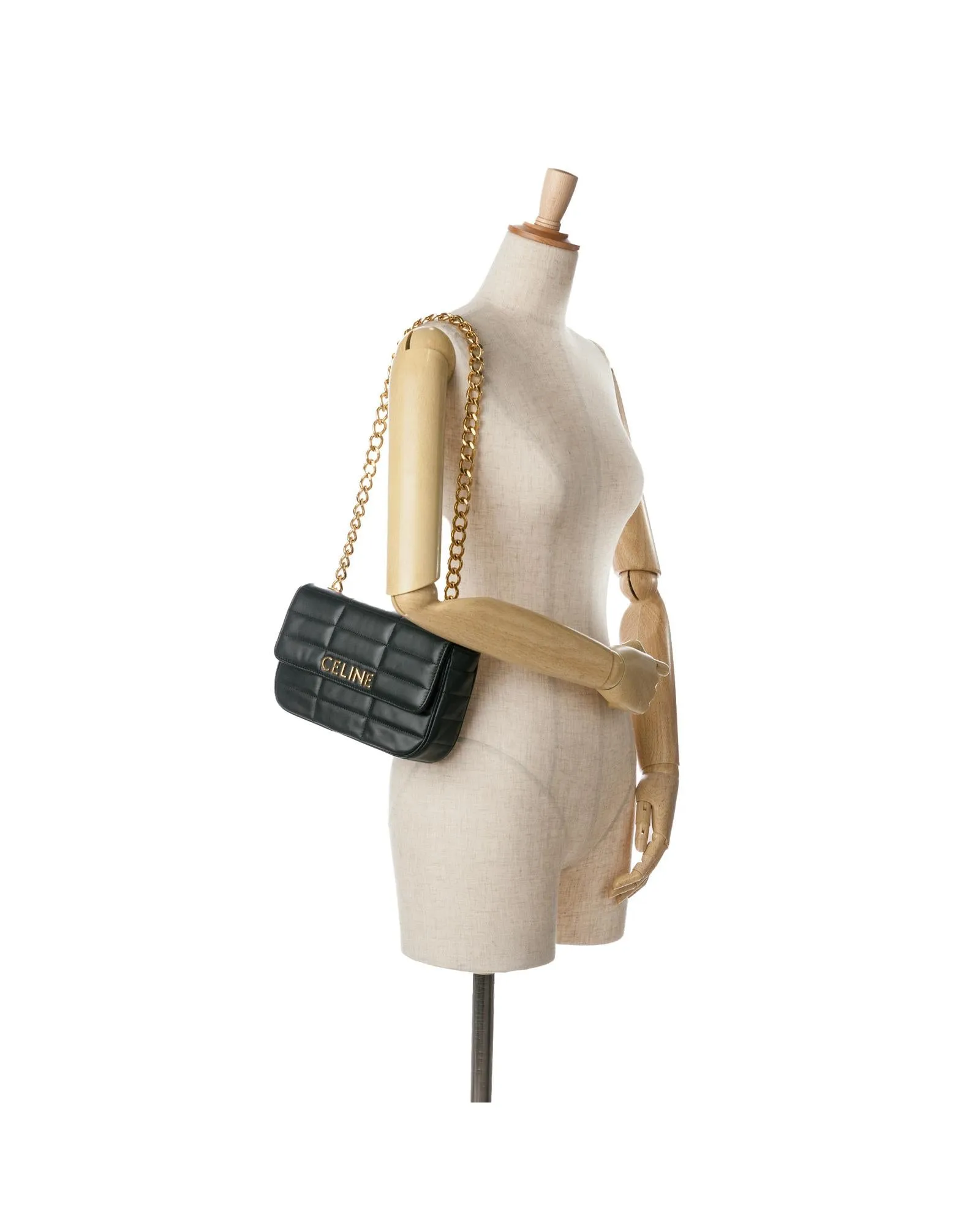 Monochrome Leather Shoulder Bag with Gold-Tone Hardware and Chain Strap