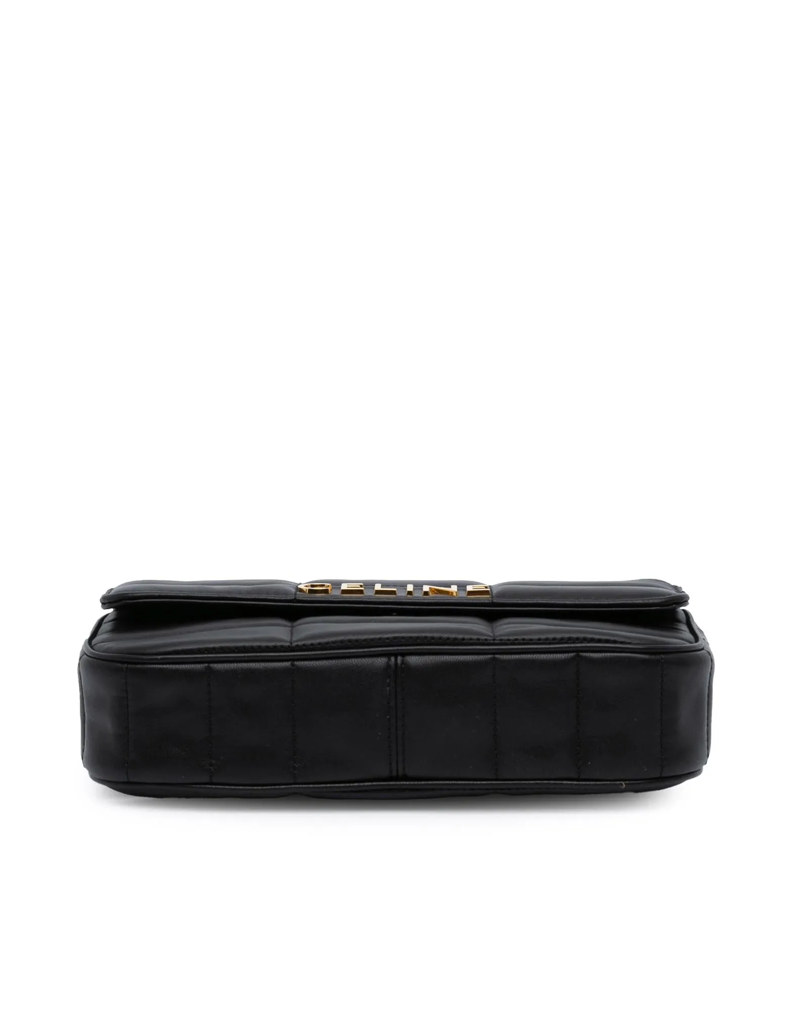 Monochrome Leather Shoulder Bag with Gold-Tone Hardware and Chain Strap