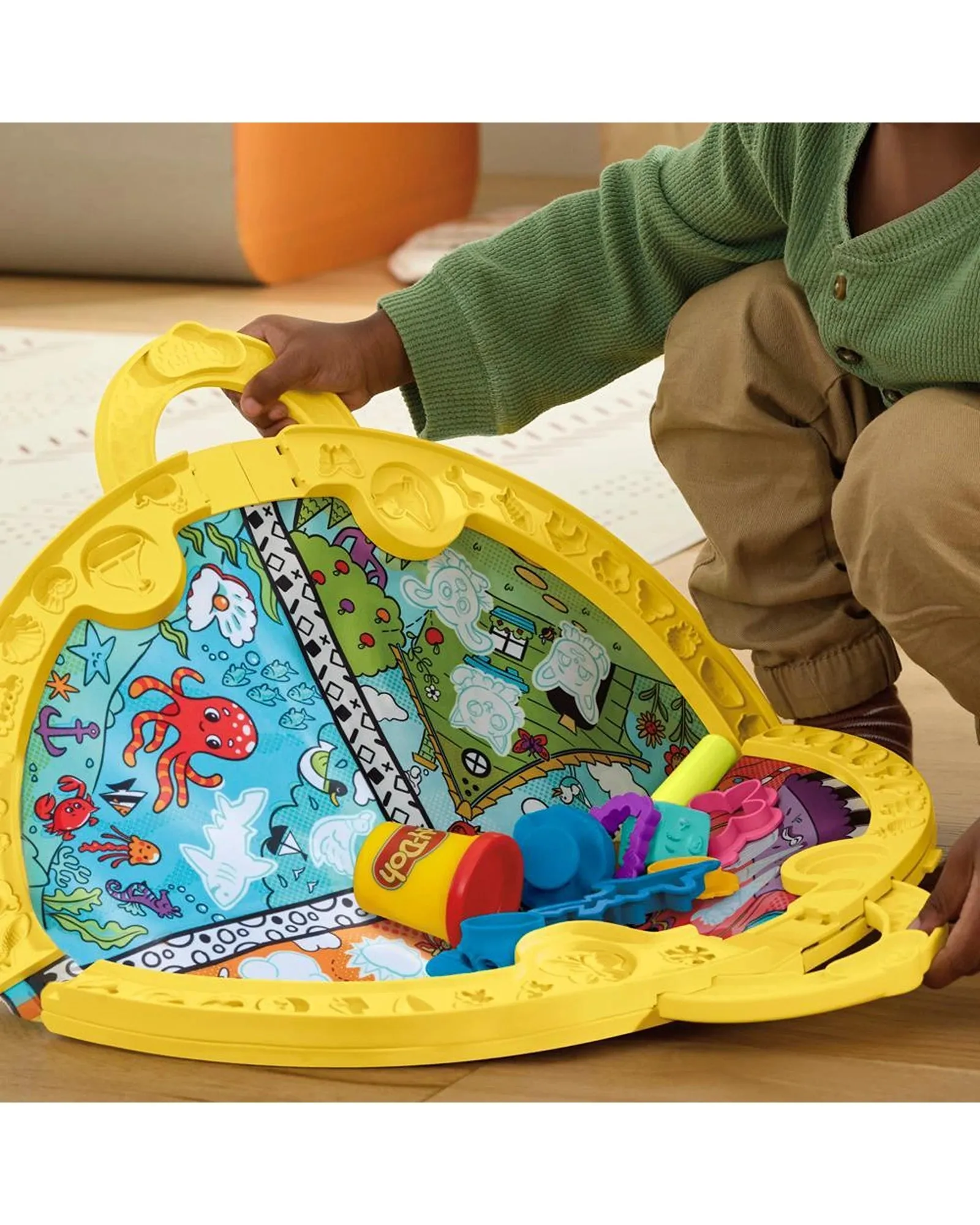 Play-Doh Fold N Go Playmat