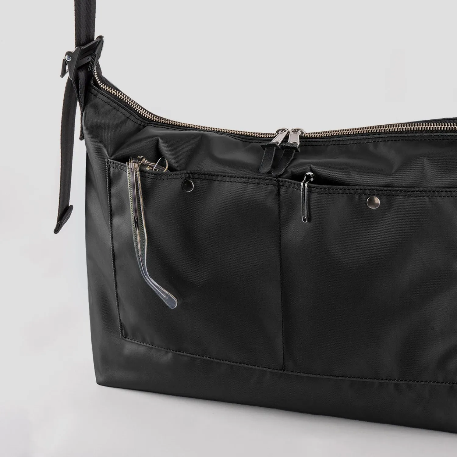 Staple Easy Shoulder Black