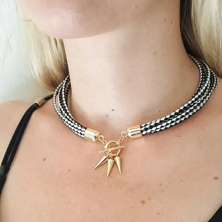 Two-in-one monochrome leather choker-double bracelet